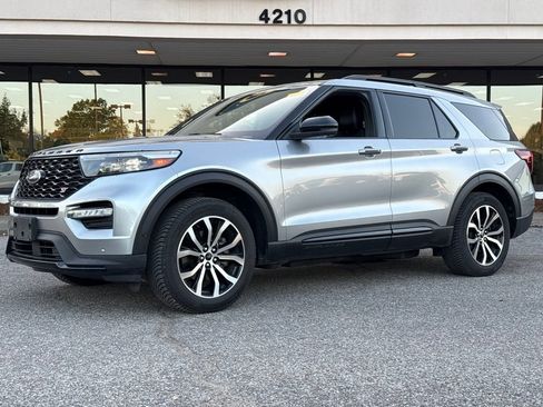 Used 2020 Ford Explorer ST w/ Premium Technology Package AWD/4WD image 5