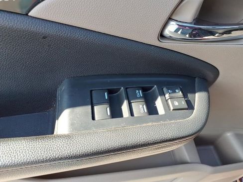 Used 2021 Honda Pilot Elite image 25