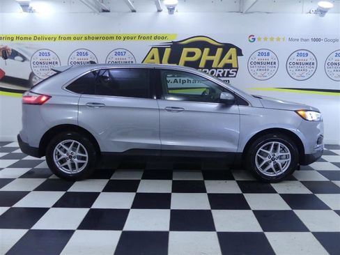 Used 2023 Ford Edge SEL image 33