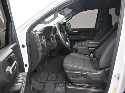 Used 2024 Chevrolet Silverado 1500 Custom RWD image 13