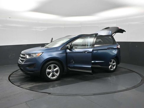 Used 2018 Ford Edge SE image 31