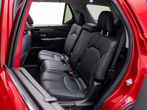 Certified 2025 Honda Pilot Touring image 19