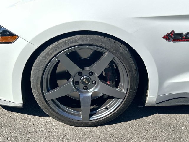 Used 2019 Ford Mustang GT Premium w/ GT Performance Package RWD image 10