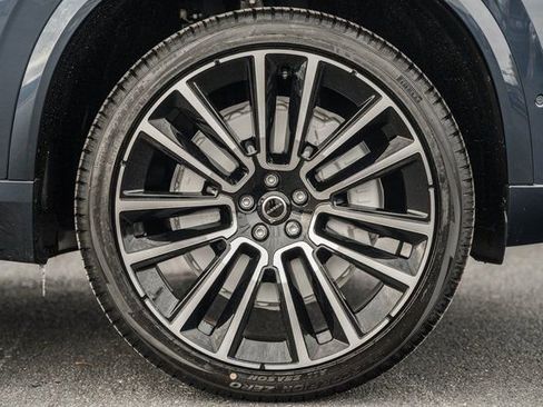 New 2026 Volvo XC90 B6 Plus image 17