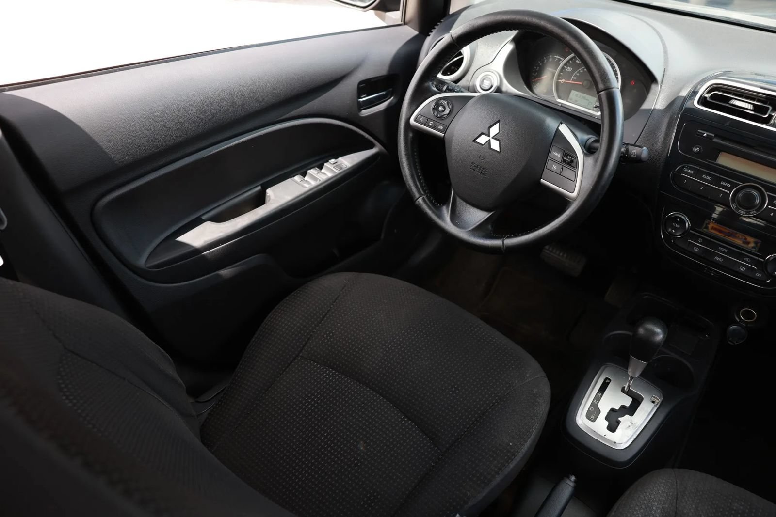 Used 2015 Mitsubishi Mirage ES FWD image 12