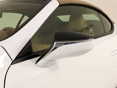Used 2022 Lexus LC 500 Convertible w/ Touring Package RWD image 42