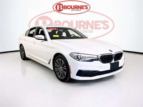 Used 2019 BMW 530e xDrive w/ Convenience Package image 1