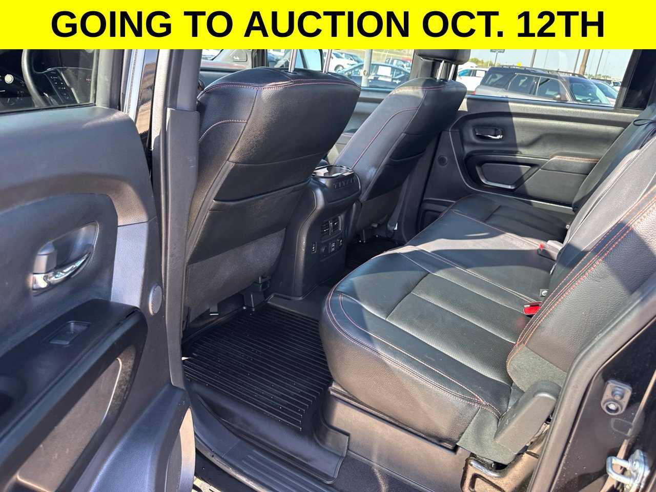 Used 2024 Nissan Titan PRO-4X w/ Pro-4x Convenience Package AWD/4WD image 11