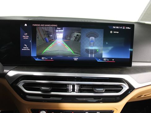 Used 2023 BMW 330i Sedan w/ M Sport Package RWD image 18