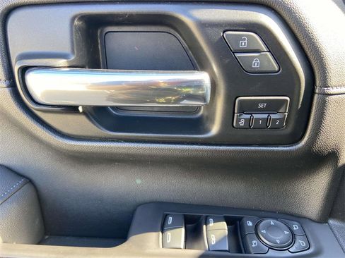 Used 2020 GMC Sierra 1500 SLT w/ SLT Premium Package image 11