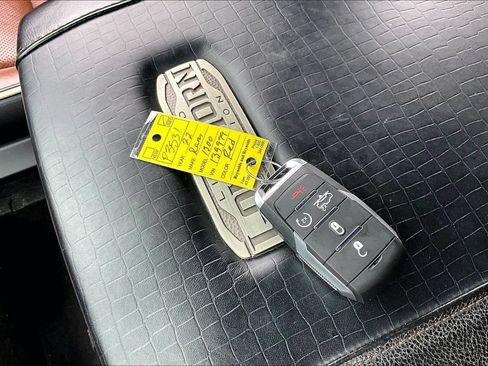 Used 2022 RAM 1500 Limited w/ Off Road Group AWD/4WD image 36