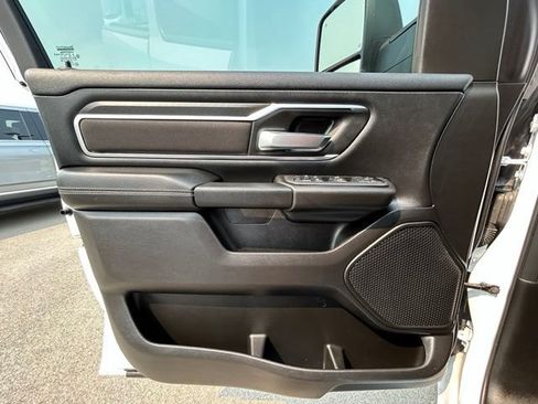Used 2025 RAM 1500 Big Horn AWD/4WD image 33
