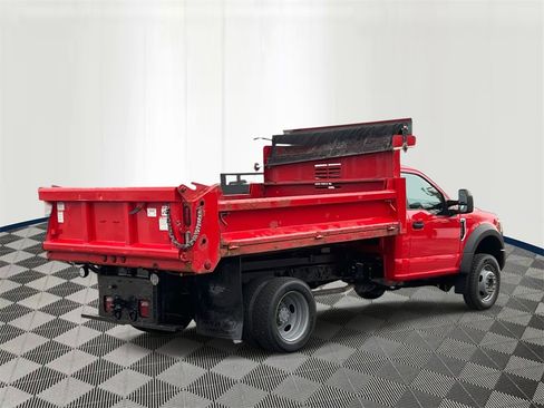 Used 2017 Ford F550 4x4 Regular Cab Super Duty image 5