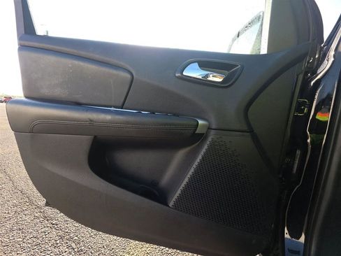 Used 2015 Dodge Journey SXT w/ Flexible Seating Group image 15