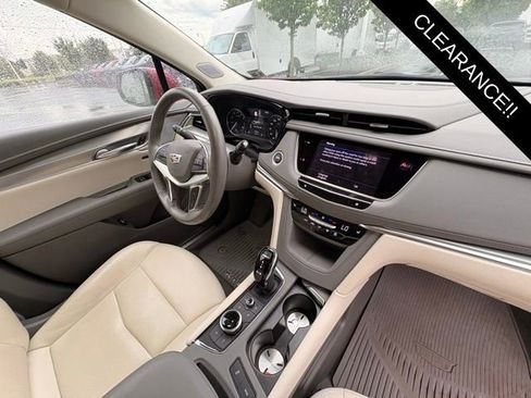 Used 2023 Cadillac XT5 Premium Luxury FWD image 17