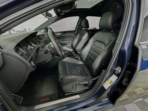 Used 2016 Volkswagen GTI SE w/ Lighting Package (SEL) image 24