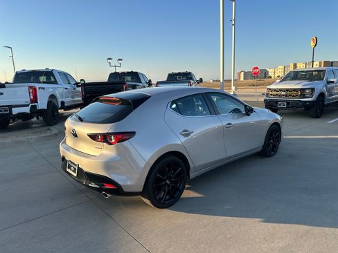 Used 2024 MAZDA MAZDA3 s image 5