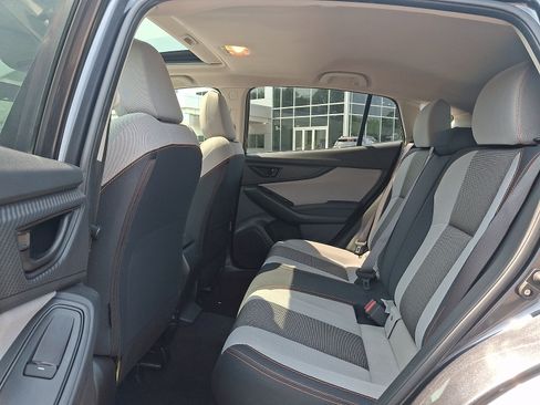 Used 2018 Subaru Crosstrek 2.0i Premium w/ Moonroof Package AWD/4WD image 11