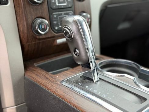 Used 2013 Ford F150 Lariat w/ Luxury Equipment Group image 21