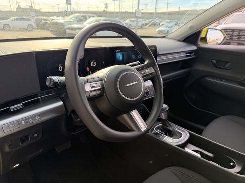 New 2026 Hyundai Kona SE image 28
