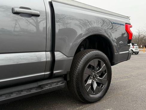 Used 2024 Ford F150 Lightning Flash image 21