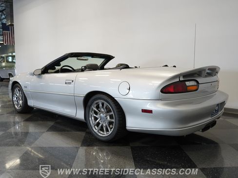 Used 2002 Chevrolet Camaro Z28 w/ SS Performance/Appearance Pkg image 13