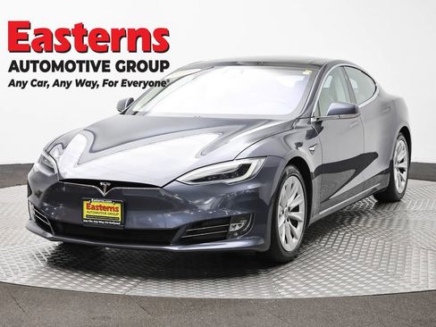 Used 2017 Tesla Model S 100D image 1