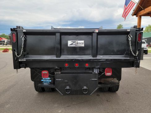 Used 2016 Ford F550 4x4 Crew Cab Super Duty image 5