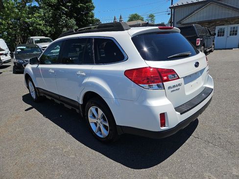 Used 2013 Subaru Outback 2.5i Limited w/ Moonroof Pkg AWD/4WD image 5