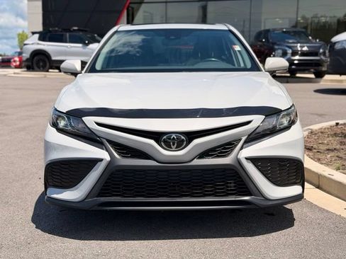 Used 2024 Toyota Camry SE w/ Convenience Package FWD image 7
