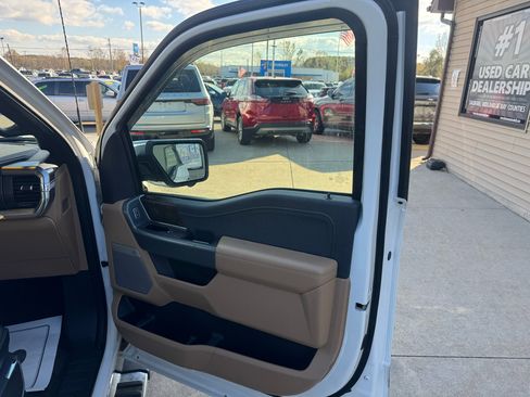 Used 2021 Ford F150 Lariat w/ Equipment Group 502A High image 14