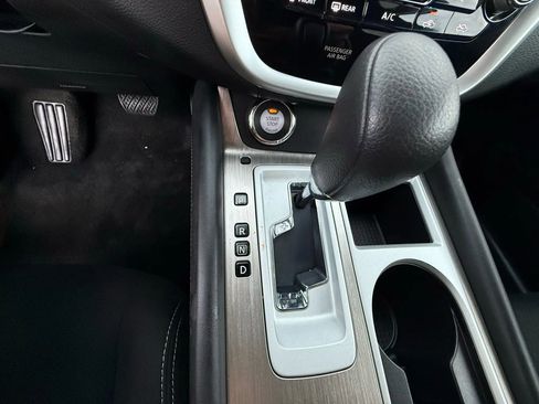 Used 2018 Nissan Murano S image 28