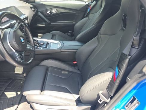 Used 2020 BMW Z4 M40i RWD image 9