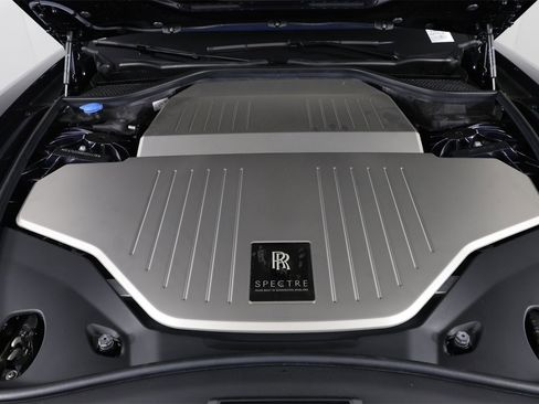 Used 2024 Rolls-Royce Spectre w/ Spectre Launch Package image 28
