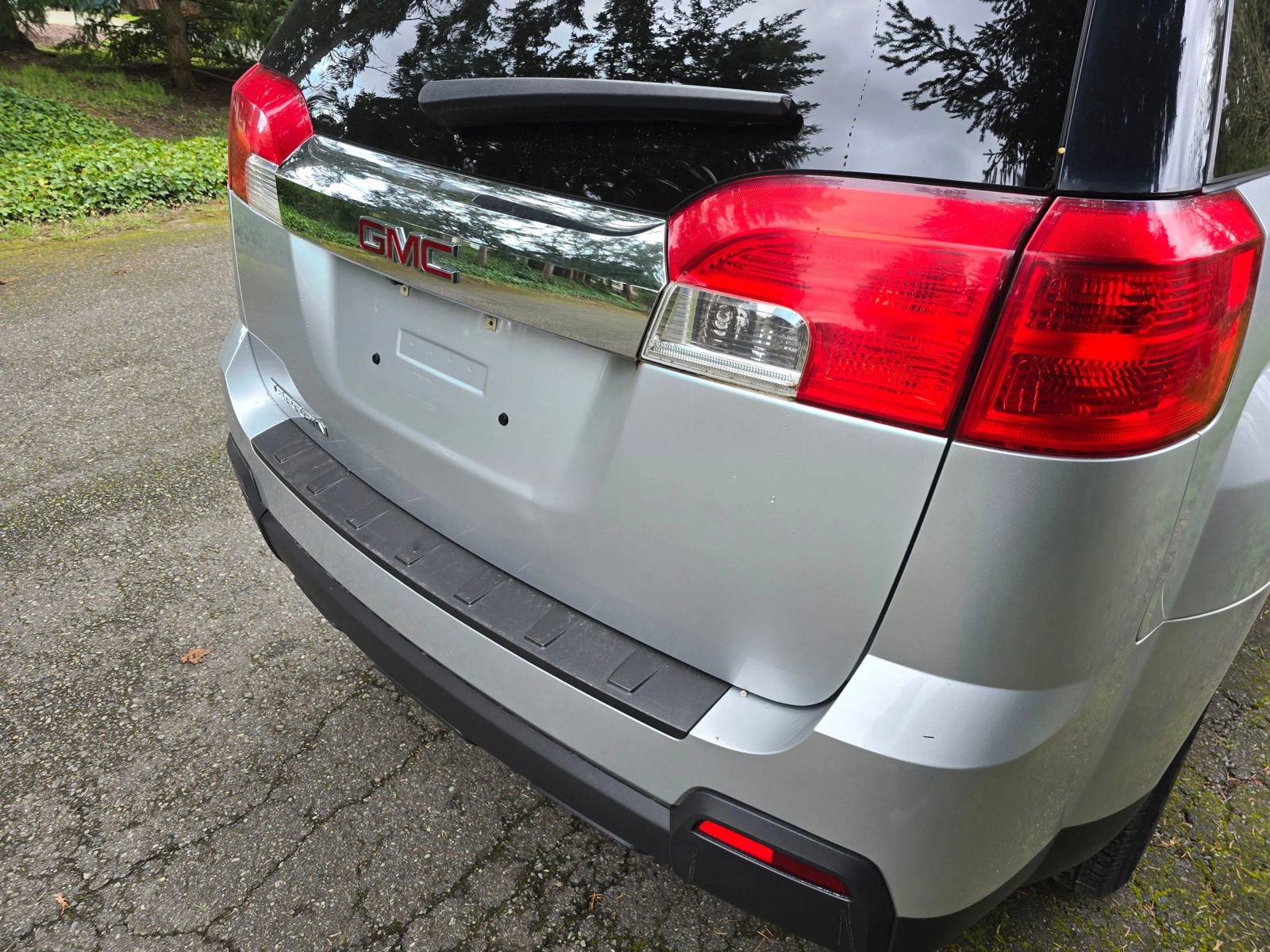 Used 2015 GMC Terrain SLE FWD image 16