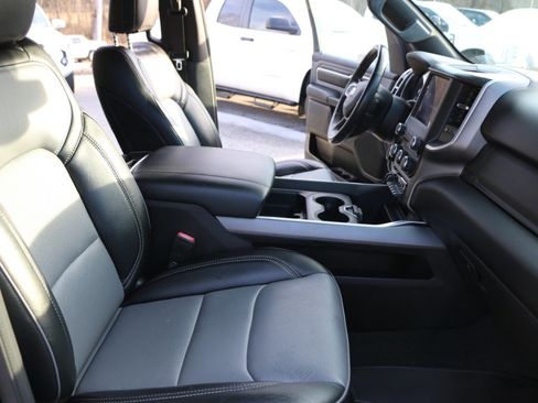 Used 2022 RAM 1500 Big Horn image 25