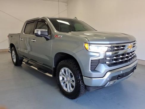 Used 2025 Chevrolet Silverado 1500 LTZ w/ LTZ Premium Package AWD/4WD image 1