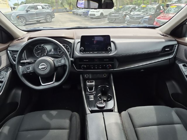 Used 2023 Nissan Rogue S AWD/4WD image 23