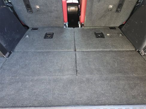 Used 2020 Lexus GX 460 Premium image 11