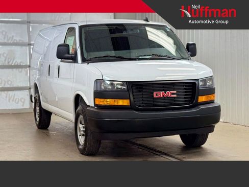 New 2025 GMC Savana 2500 RWD image 1