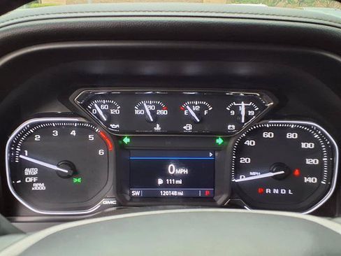 Used 2021 GMC Sierra 1500 SLT RWD image 10