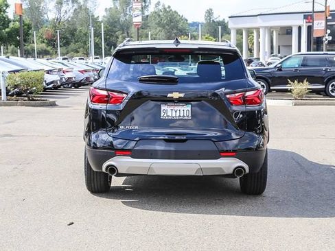 Used 2021 Chevrolet Blazer LT FWD image 4