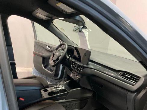 Used 2023 Ford Escape ST-Line Elite AWD/4WD image 24