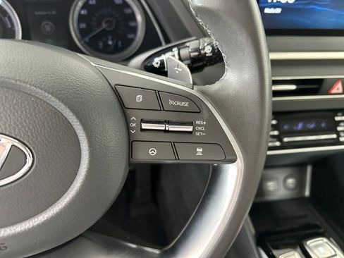 Used 2023 Hyundai Sonata SEL w/ Cargo Package image 16