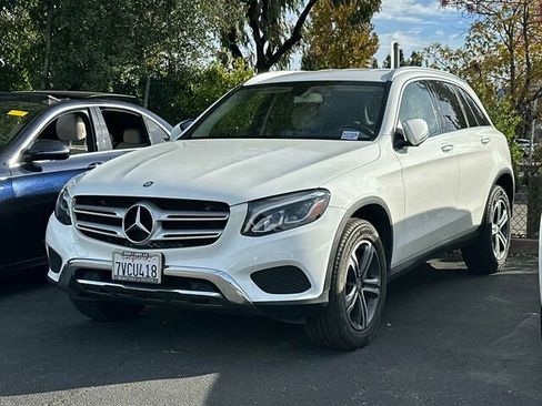 Used 2017 Mercedes-Benz GLC 300 image 2