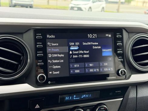 Certified 2023 Toyota Tacoma SR5 AWD/4WD image 3