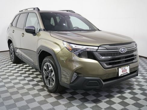 Used 2026 Subaru Forester Premium AWD/4WD image 9