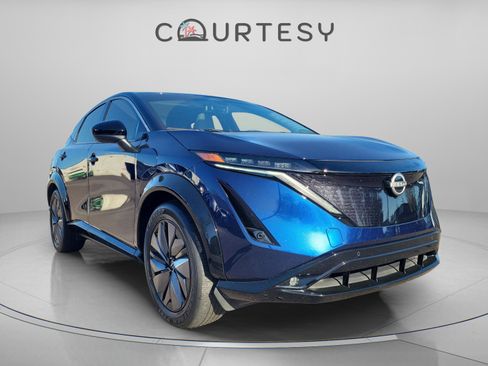 Used 2023 Nissan Ariya FWD image 5