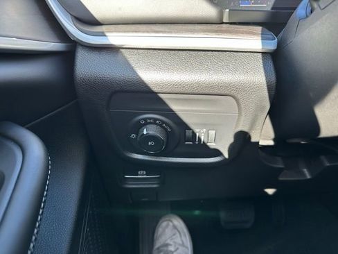 New 2025 Jeep Grand Cherokee L Limited image 26