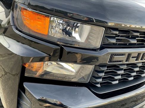 Used 2020 Chevrolet Silverado 1500 Custom Trail Boss w/ Custom Convenience Package image 28